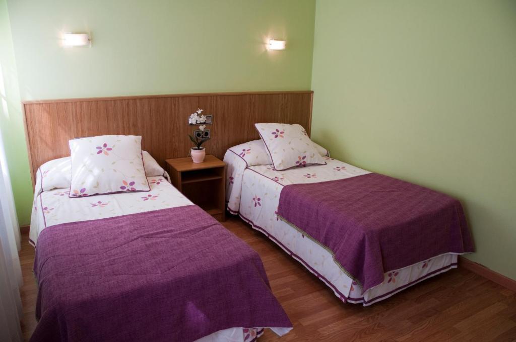 Hostal Restaurante La Cepa Каріньо Номер фото